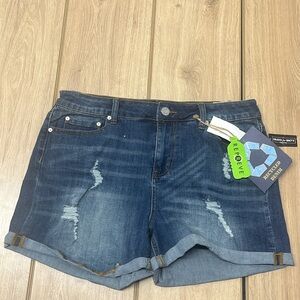 Indigo Rein Woman’s recyclable denim high-rise shorts